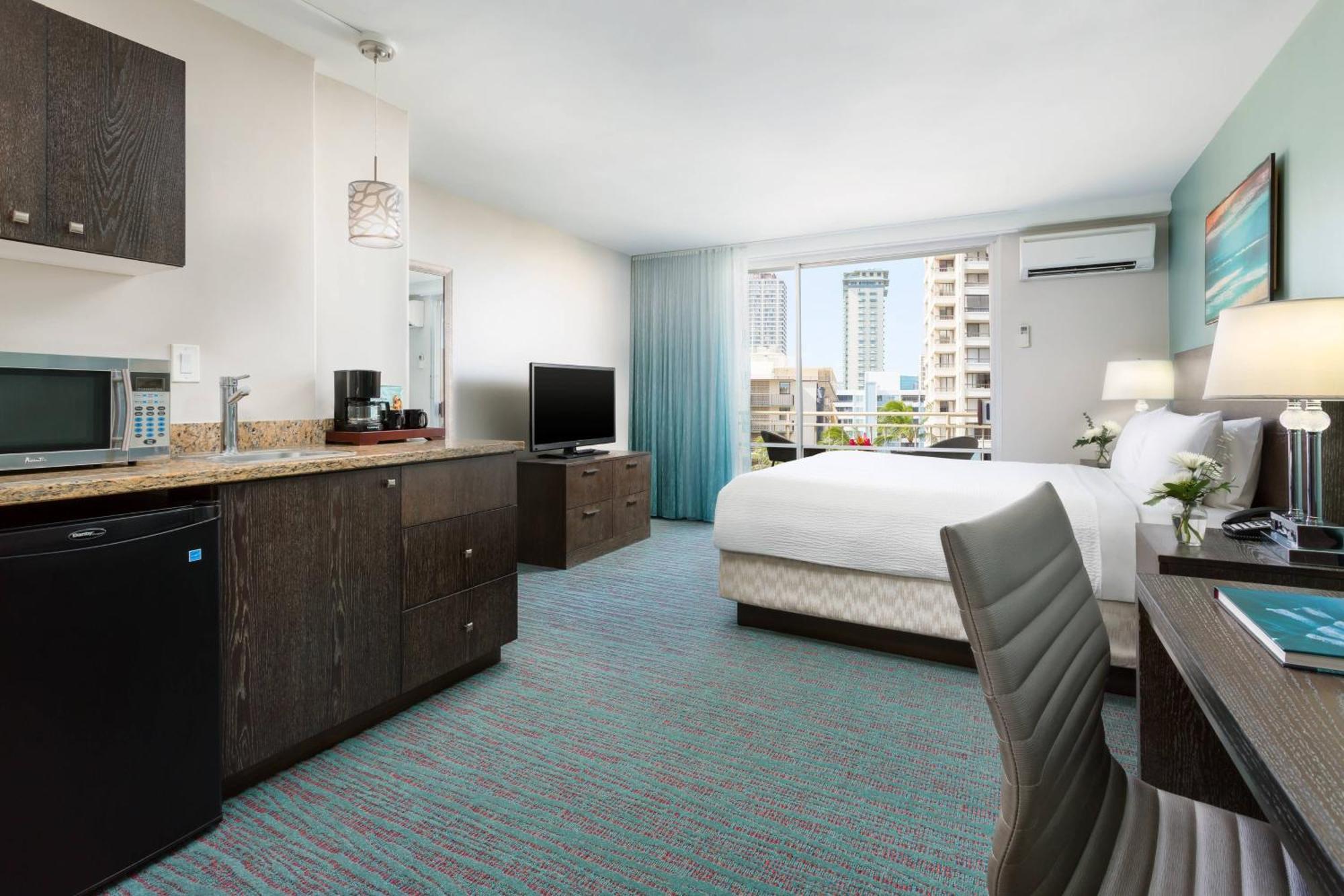 Courtyard By Marriott Waikiki Beach Honolulu Exterior photo