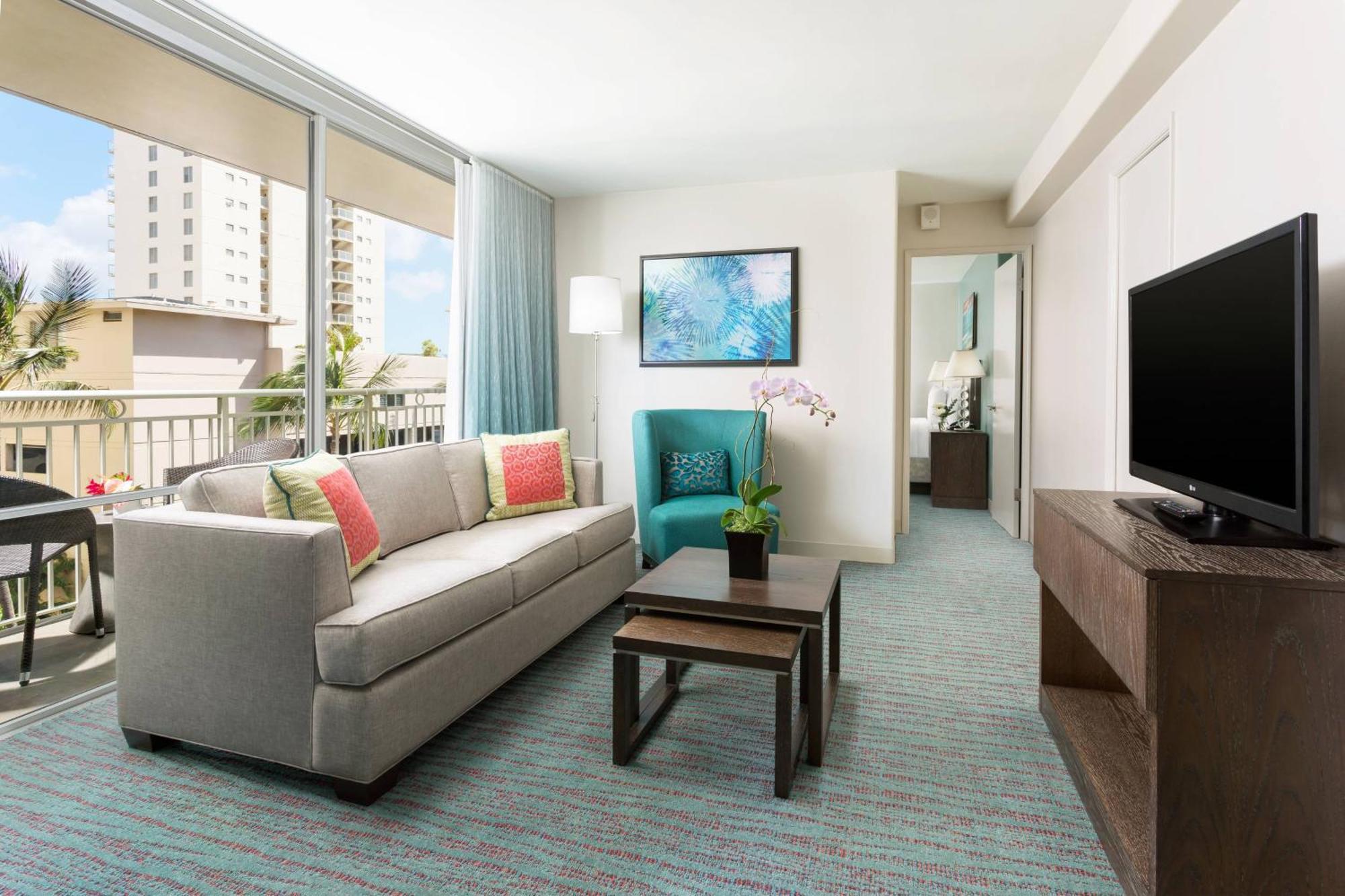 Courtyard By Marriott Waikiki Beach Honolulu Exterior photo